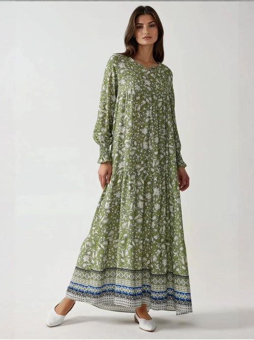 Robe longue en viscose imprimée à col ras du cou hiccup - Kiabi Robe longue en viscose imprimée à col ras du cou hiccup - Kiabi