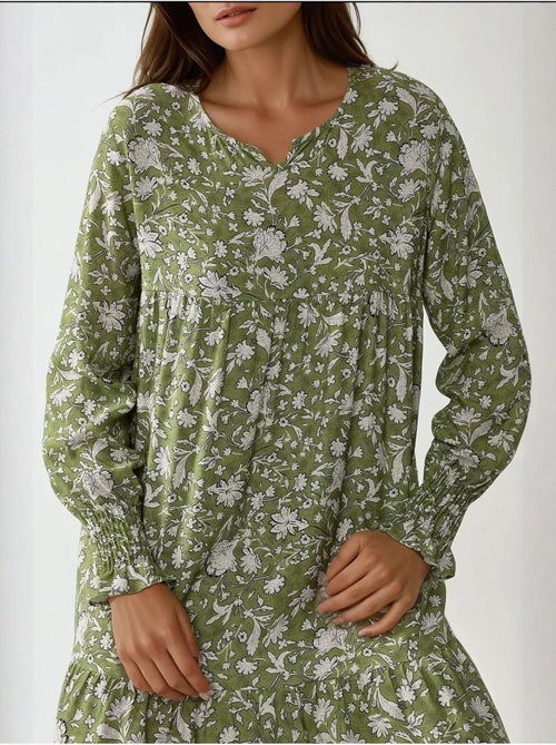 Robe longue en viscose imprimée à col ras du cou hiccup - Kiabi Robe longue en viscose imprimée à col ras du cou hiccup - Kiabi