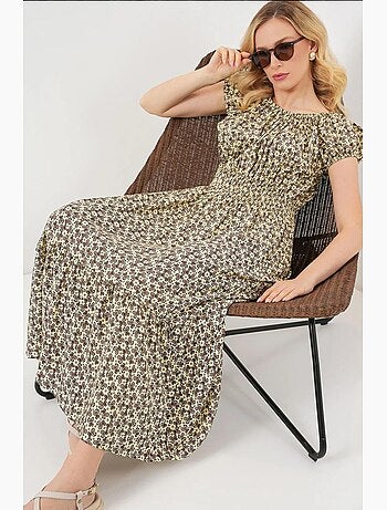 Robe longue fleurie en forme de a avec détails élastiques bdart