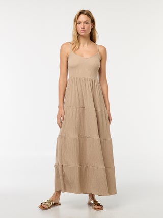 Robe longue gaufrée à étages