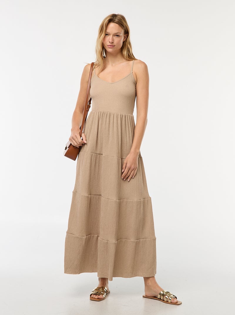 Robe longue gaufrée à étages Taupe - Kiabi