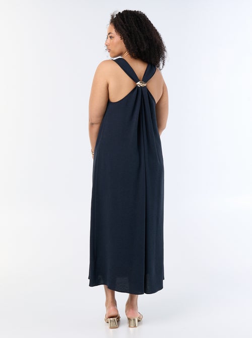 Robe longue gaufrée avec bijou doré - Kiabi
