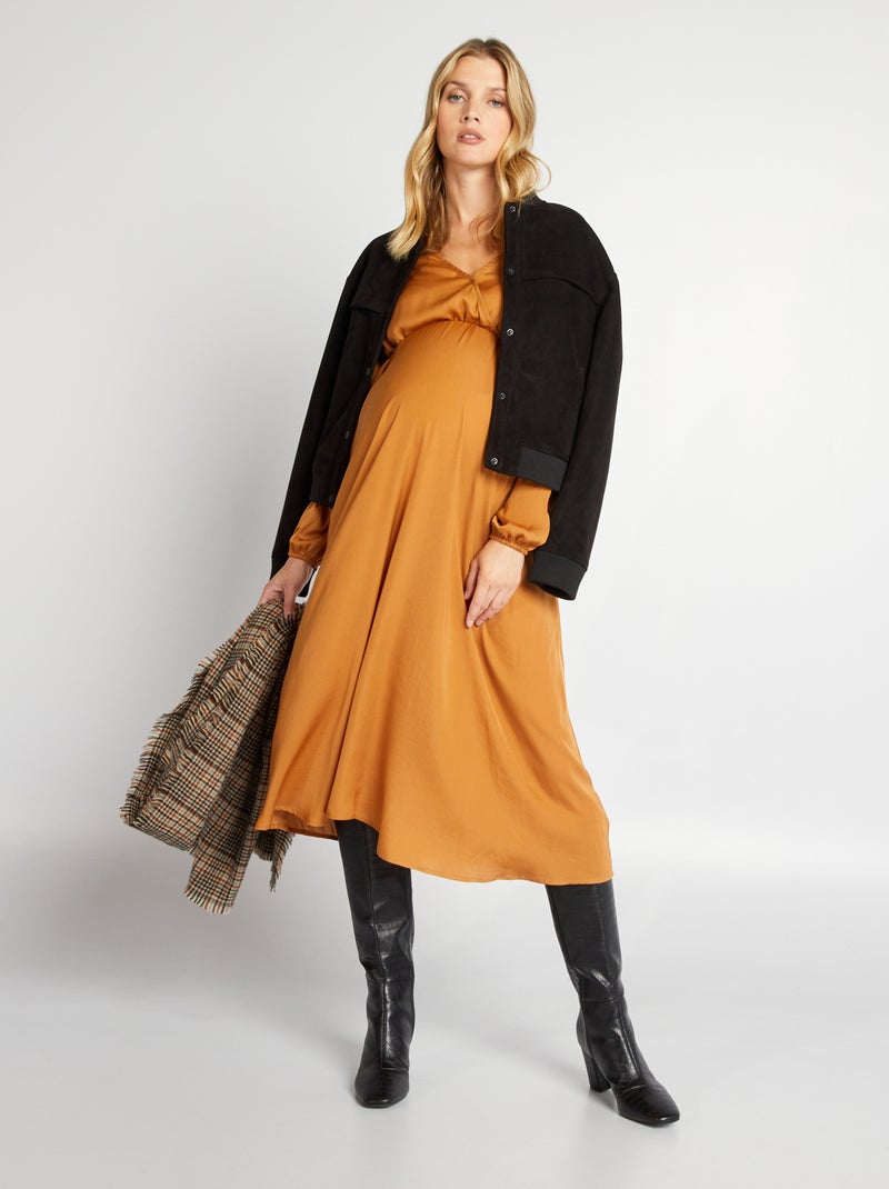Robe longue grossesse en satin Marron - Kiabi
