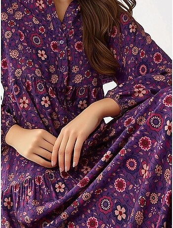 Robe longue imprimée à col en v et boutons hiccup