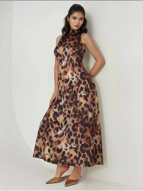 Robe longue imprimée à col licou - Kiabi Robe longue imprimée à col licou - Kiabi