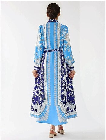 Robe longue imprimée à manches longues avec ceinture