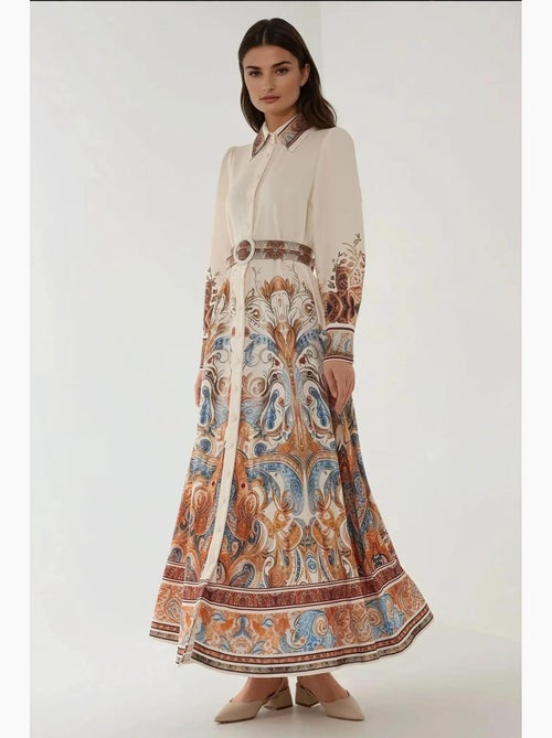 Robe longue imprimée à manches longues avec ceinture hiccup - Kiabi Robe longue imprimée à manches longues avec ceinture hiccup - Kiabi