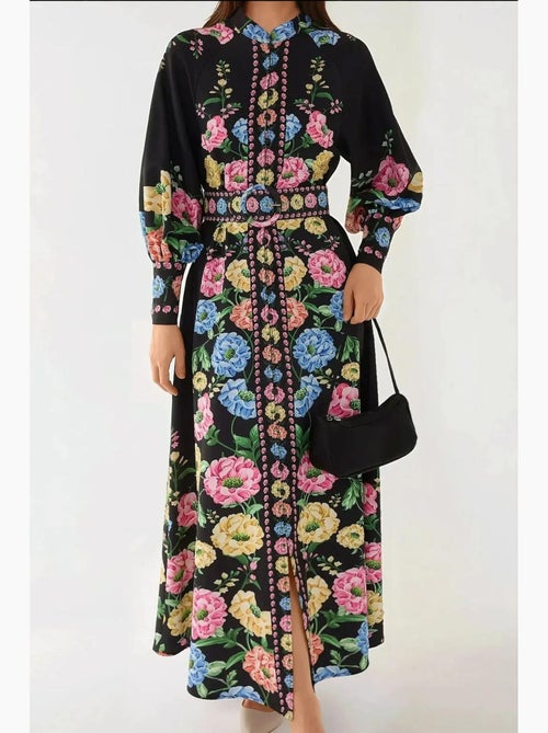 Robe longue imprimée à manches longues avec ceinture hiccup - Kiabi Robe longue imprimée à manches longues avec ceinture hiccup - Kiabi