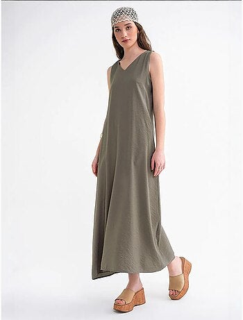Robe longue sans manches à col en v et poches mixray