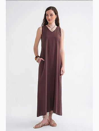 Robe longue sans manches à col en v et poches mixray