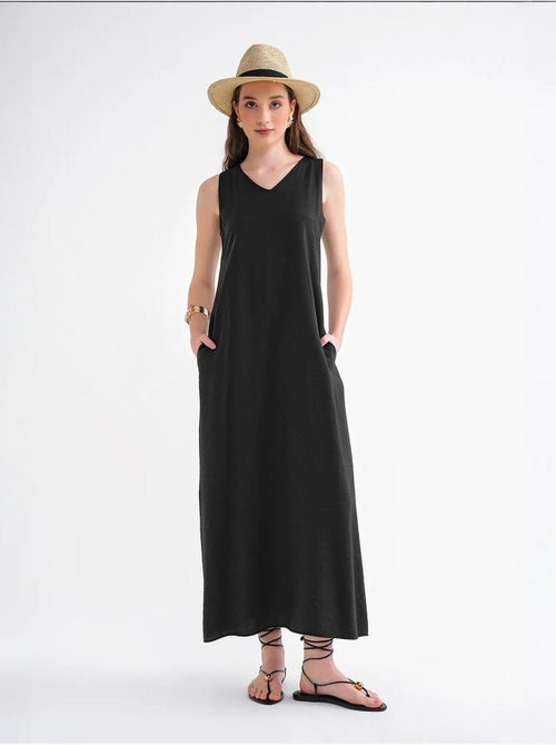 Robe longue sans manches à col en v et poches mixray - Kiabi