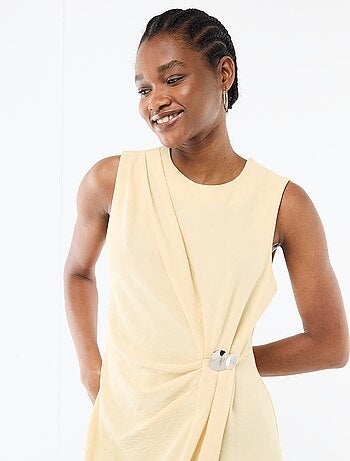 Robe longue sans manches avec effet drapé