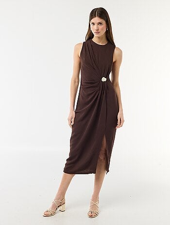 Robe longue sans manches avec effet drapé