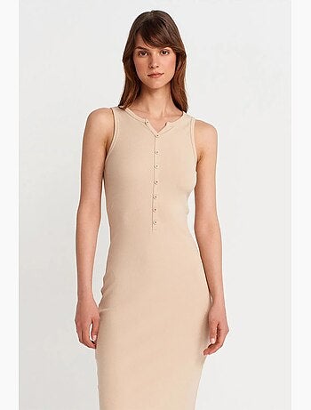 Robe longue sans manches en maille côtelée dilvin