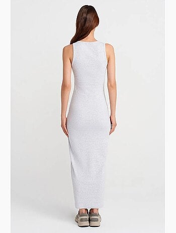 Robe longue sans manches en maille côtelée dilvin
