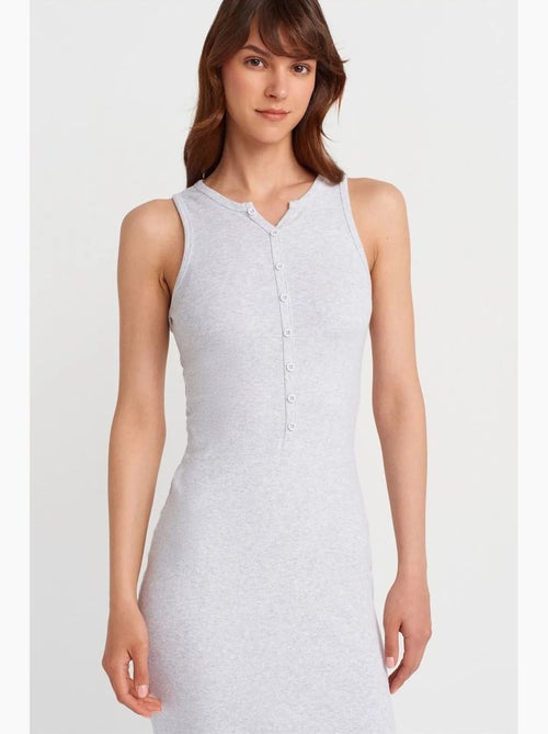 Robe longue sans manches en maille côtelée dilvin - Kiabi