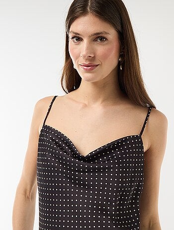 Robe longue satinée à fines bretelles