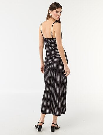 Robe longue satinée à fines bretelles