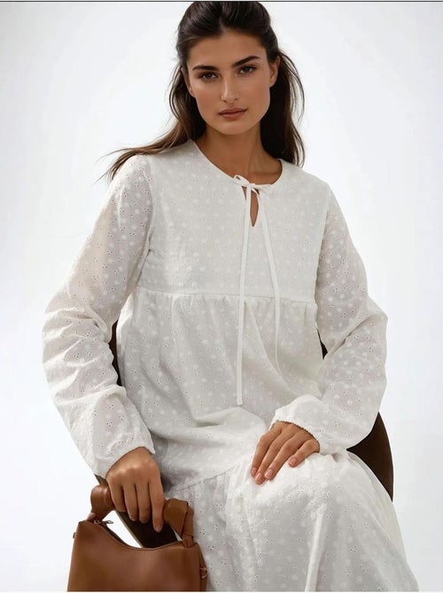 Robe longue texturée à col ras du cou hiccup - Kiabi Robe longue texturée à col ras du cou hiccup - Kiabi