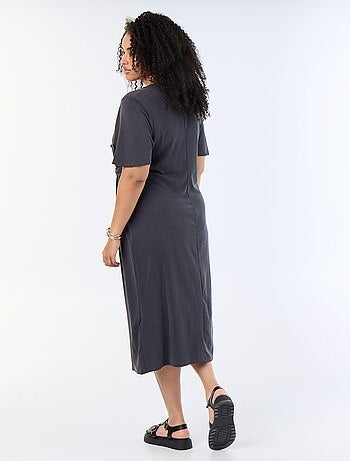 Robe longue unie avec nœud devant
