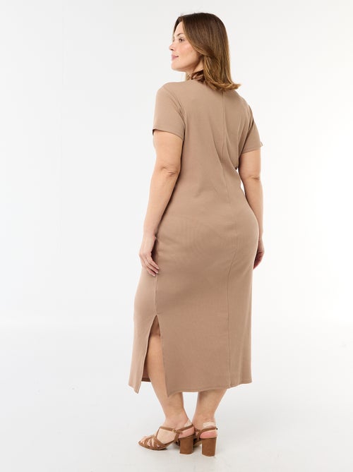 Robe longues côtelée à manches courtes - Kiabi