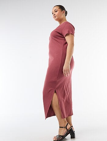 Robe longues côtelée à manches courtes