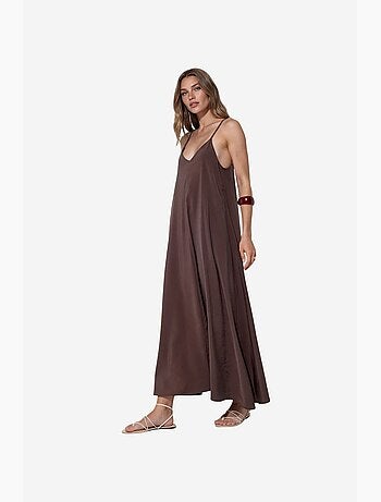 Robe maxi en satin sans manches busem