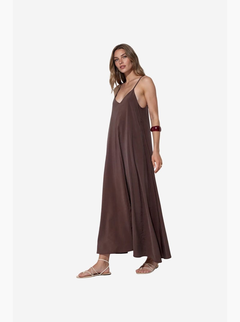 Robe maxi en satin sans manches busem Marron foncé - Kiabi
