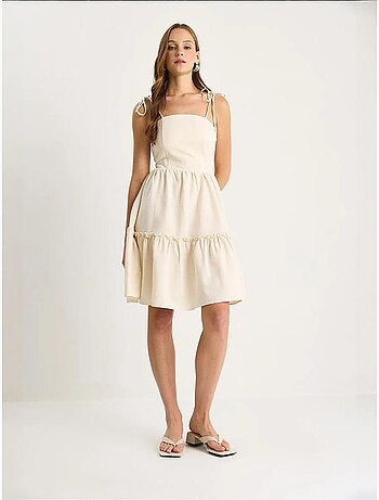 Robe mi-longue à col carré et coupe a avec détails de reliure lucci