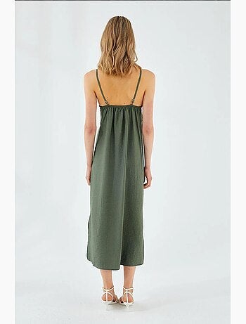 Robe mi-longue à col en v et fente mixray