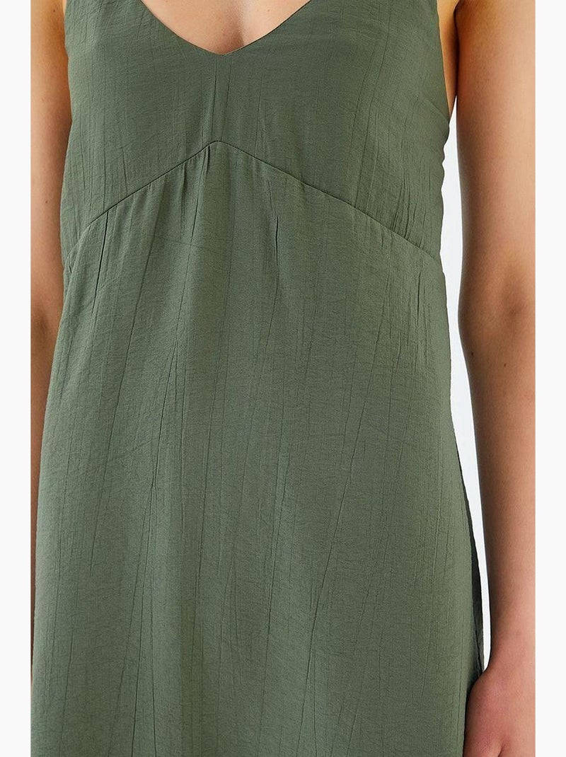 Robe mi-longue à col en v et fente mixray Vert foncé - Kiabi