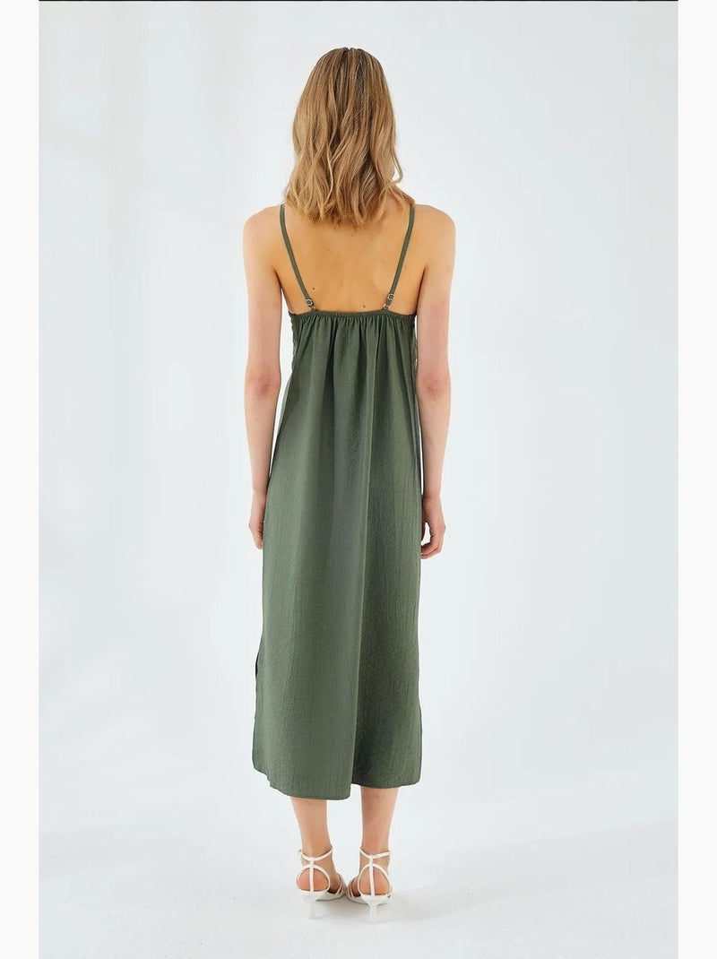 Robe mi-longue à col en v et fente mixray Vert foncé - Kiabi