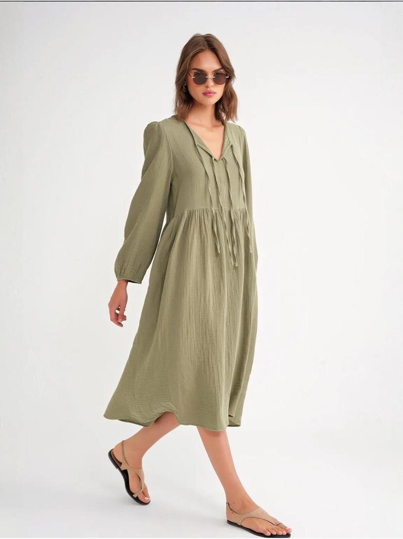 Robe mi-longue ample à col en v et fermeture à nouer mixray Vert pastel - Kiabi