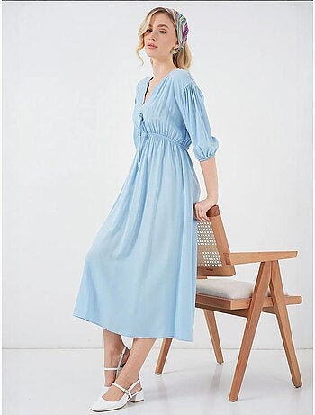 Robe mi-longue coupe a avec col en v et détails de reliure bdart