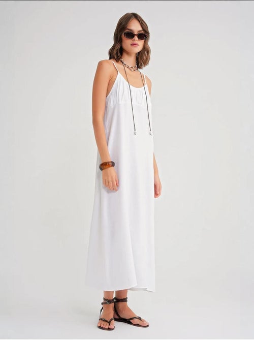 Robe mi-longue décontractée avec col carré et détails à volants mixray - Kiabi