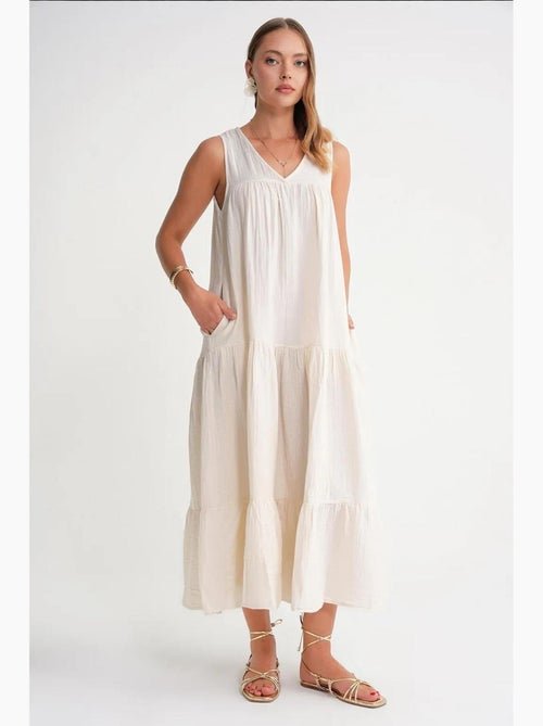 Robe mi-longue en mousseline sans manches à col en v et poches mixray - Kiabi