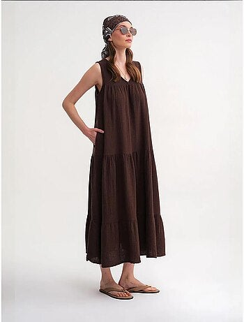 Robe mi-longue en mousseline sans manches à col en v et poches mixray