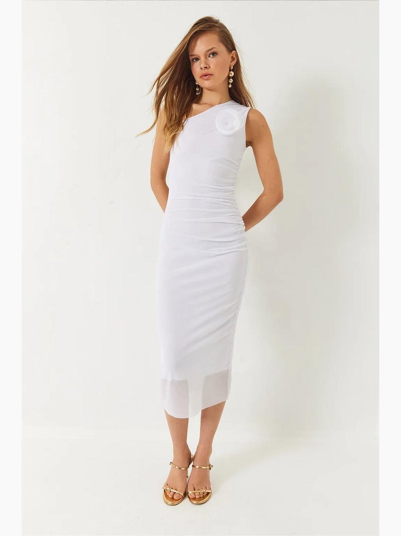 Robe mi-longue en tulle doublée avec accessoire rose amovible lucci Blanc - Kiabi
