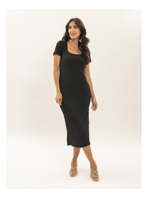 Robe mi-longue moulante gauffrée iena - Kiabi Robe mi-longue moulante gauffrée iena - Kiabi