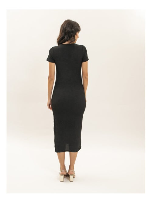 Robe mi-longue moulante gauffrée iena - Kiabi Robe mi-longue moulante gauffrée iena - Kiabi