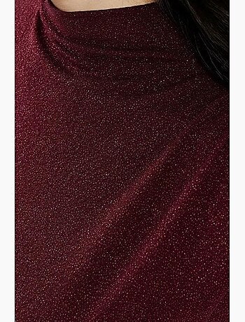 Robe mi-longue moulante sans manches avec col ras du cou et fermeture éclair hiccup