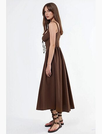Robe midi à col carré avec détail boutonné busem