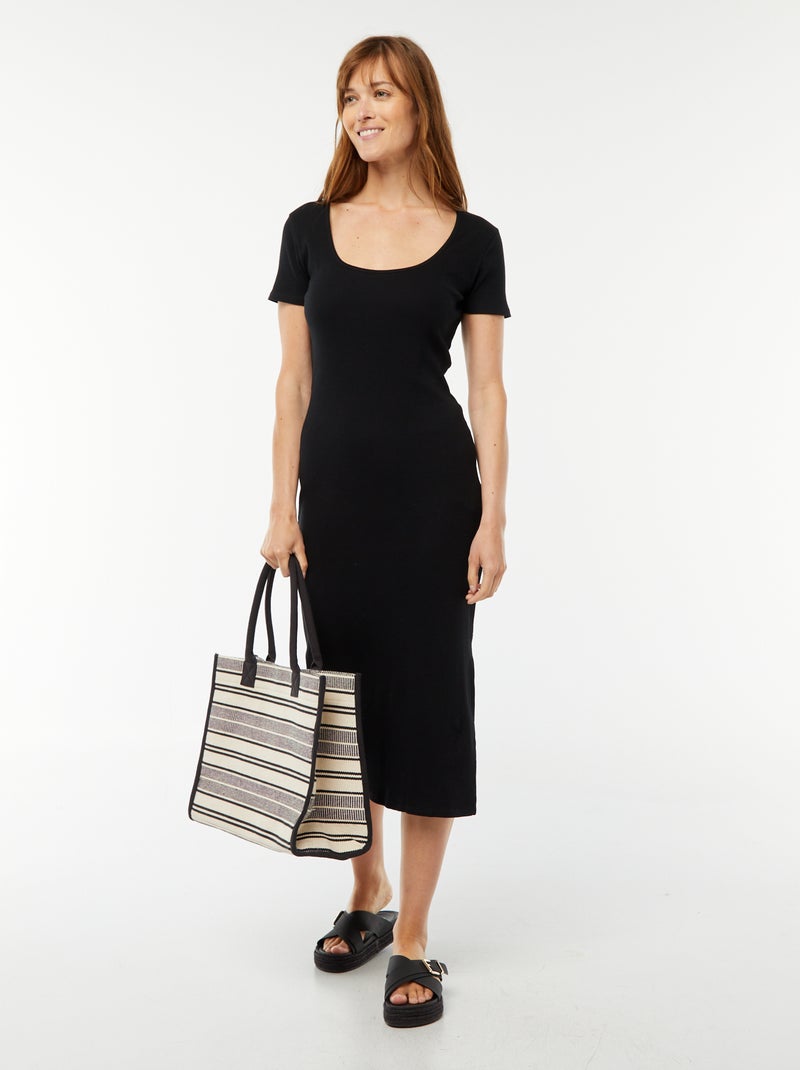 Robe midi à manches courtes avec fente noir - Kiabi