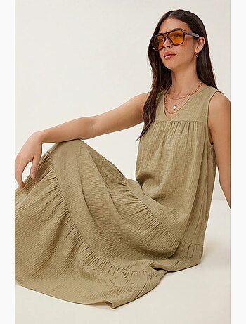 Robe midi à volants et col en v istanbul