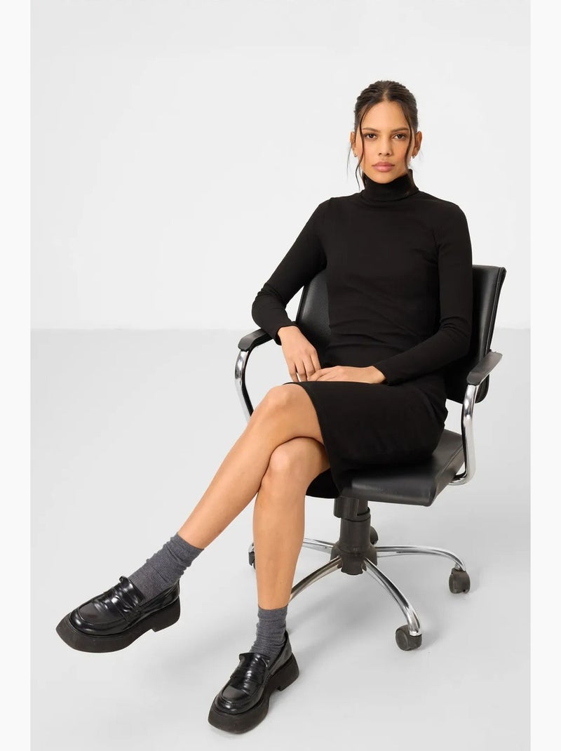 Robe midi côtelée à col roulé tommy Noir - Kiabi