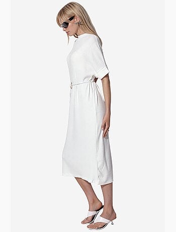 Robe midi côtelée avec ceinture busem