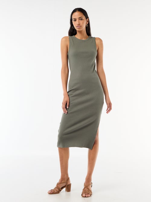 Robe midi côtelée sans manches - Kiabi