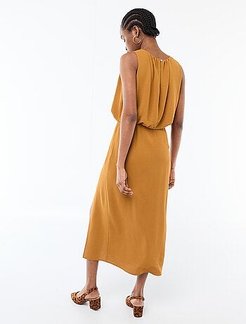 Robe midi effet drapé sans manches