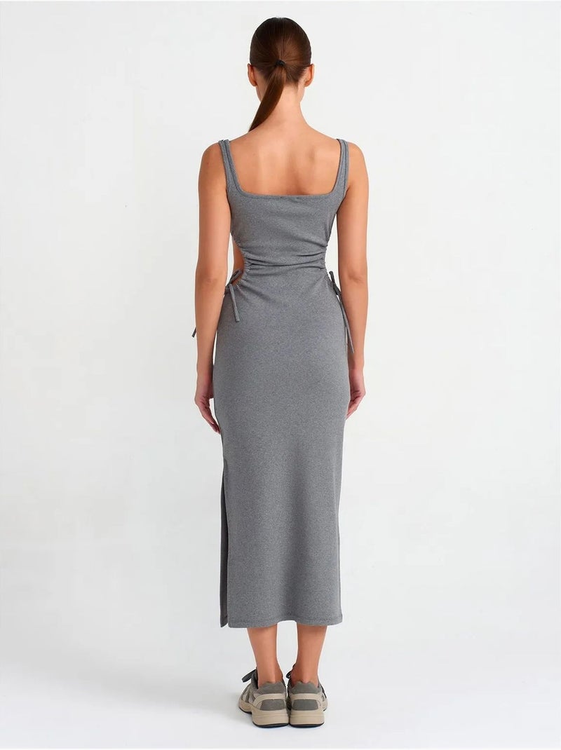 Robe midi moulante sans manches avec découpe dilvin Gris Noir - Kiabi