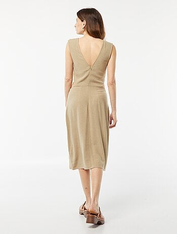 Robe midi sans manches + ouverture sur les côtés